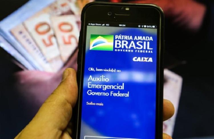 Imagem da notícia PF faz operação contra fraudes no auxílio emergencial na Bahia e mais 13 estados