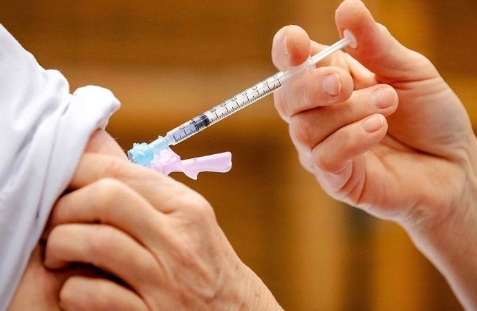 Imagem da notícia Com vacinação, infectologista acredita que Salvador poderá ter imunidade comunitária no 2º semestre