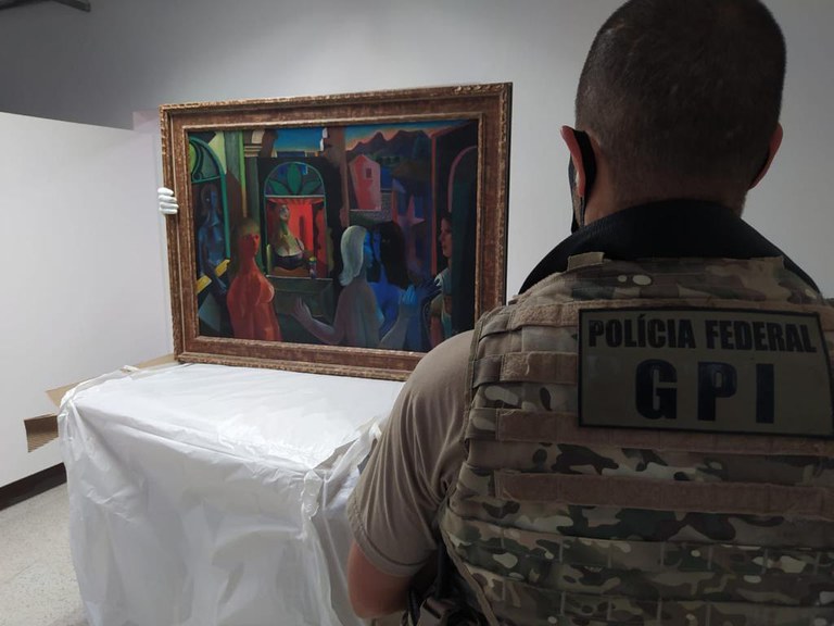 Imagem da notícia Polícia Federal entrega ao Museu Oscar Niemeyer obras apreendidas na Operação Vernissage