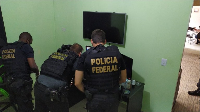 Imagem da notícia Polícia Federal deflagra operação contra fraude ao Auxílio Emergencial na Bahia