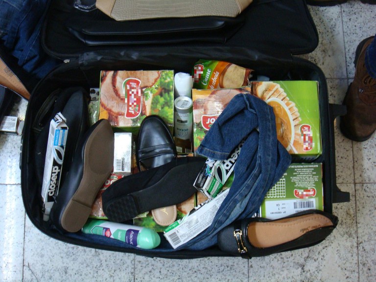Imagem da notícia Polícia Federal apreende droga dentro de embalagens de sopa e livros