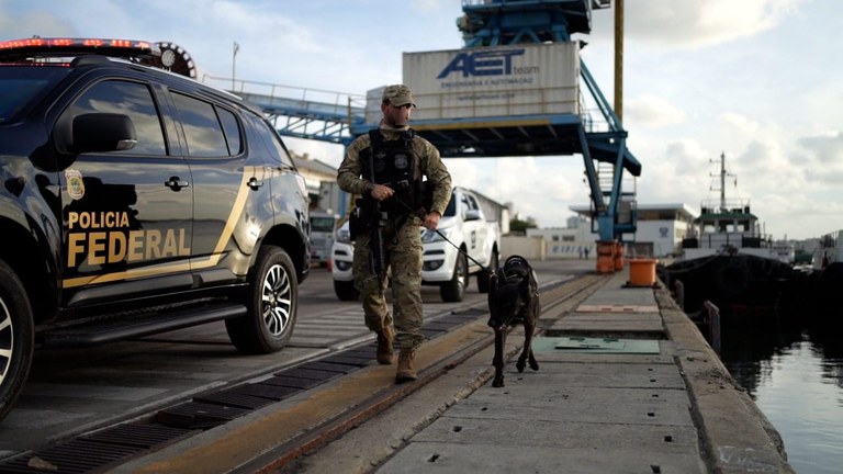 Imagem da notícia Polícia Federal combate grupo criminoso voltado ao tráfico internacional de drogas
