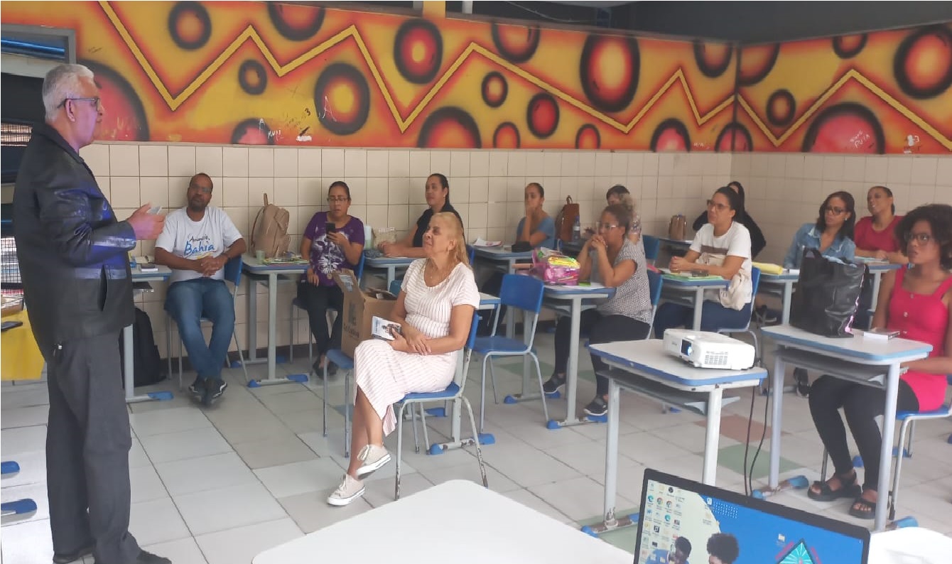 Imagem da notícia ANSEF-Salvador promove encontro com equipe que vai aplicar a Cartilha "O Federalzinho"