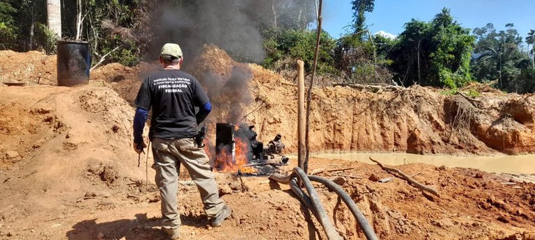Imagem da notícia PF desmobiliza quatro garimpos ilegais em unidade de conservação