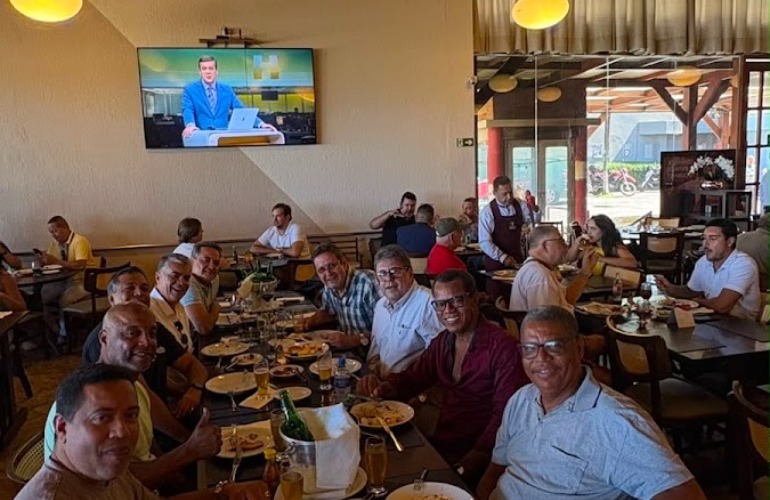 Imagem da notícia ANSEF-Salvador prestigia encontro de Turma da ANP que celebrou 42 anos de formação